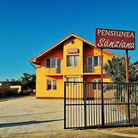 Pensiunea Sanziana Hotel Oradea Luaran gambar
