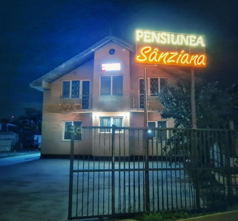 Pensiunea Sanziana Hotel Oradea Luaran gambar