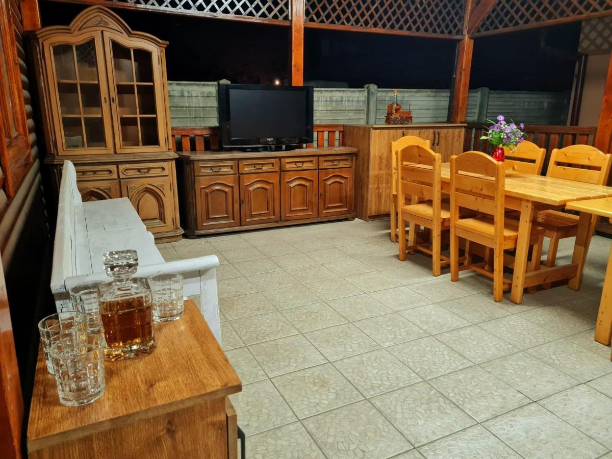 Pensiunea Sanziana Hotel Oradea Luaran gambar