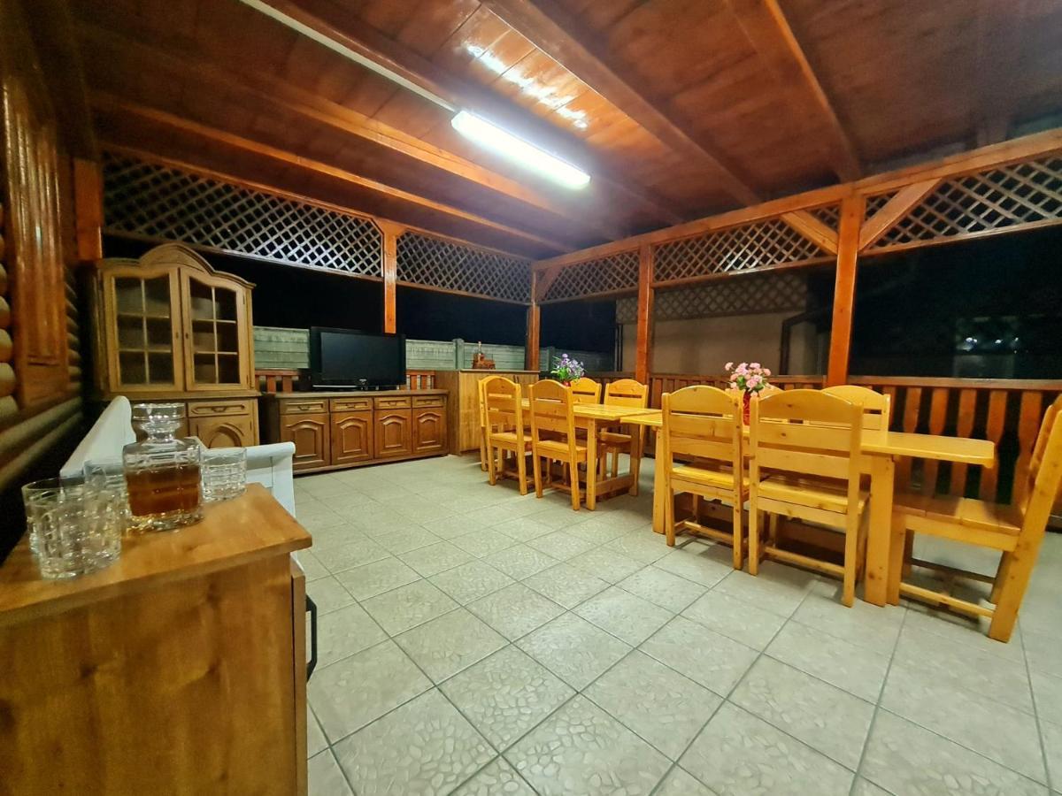 Pensiunea Sanziana Hotel Oradea Luaran gambar