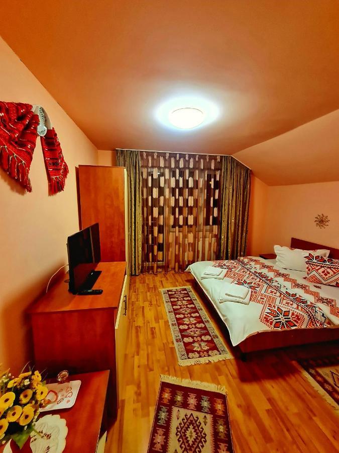 Pensiunea Sanziana Hotel Oradea Luaran gambar